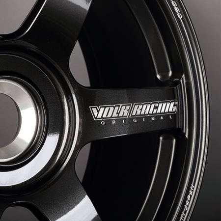 Volk Racing TE37 SAGA S-plus Center Lock PORSCHE